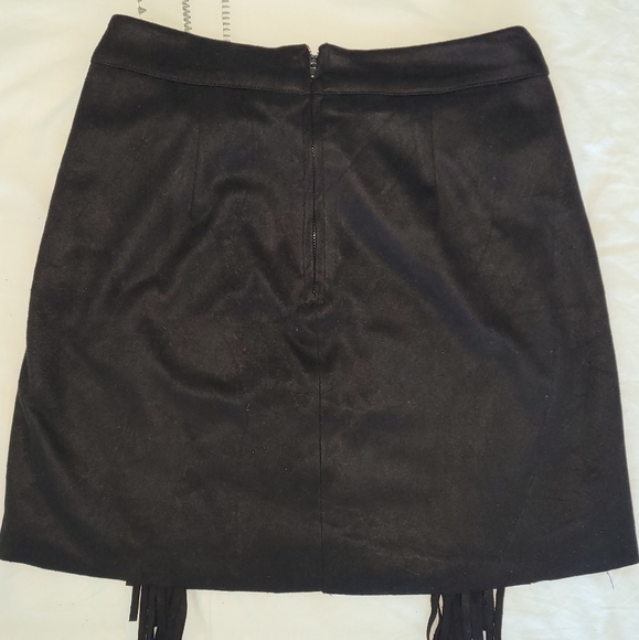 ✨️Any 3 for $15✨️ Suede Fringe Mini Skirt - Picture 2 of 5
